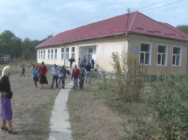 Aproape un sfert din școlile din România nu au acces la internet