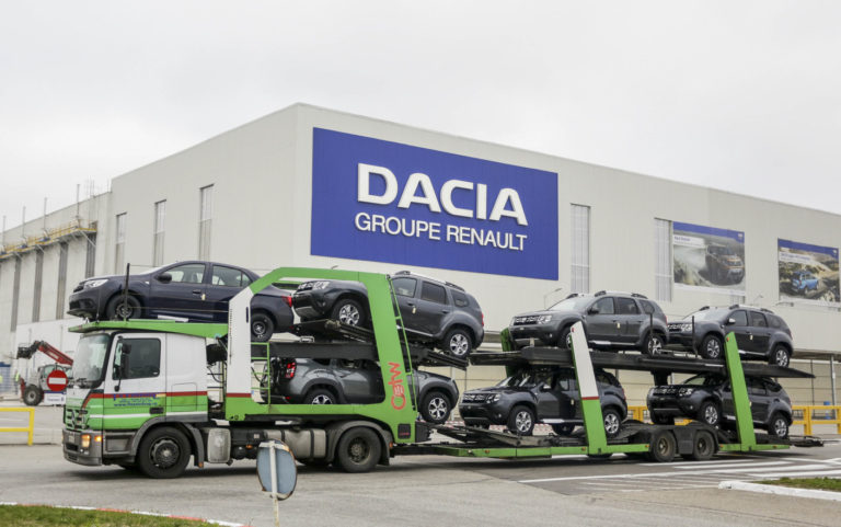 Renault a anunţat reorganizarea grupului în jurul a patru mărci. Dacia, printre ele