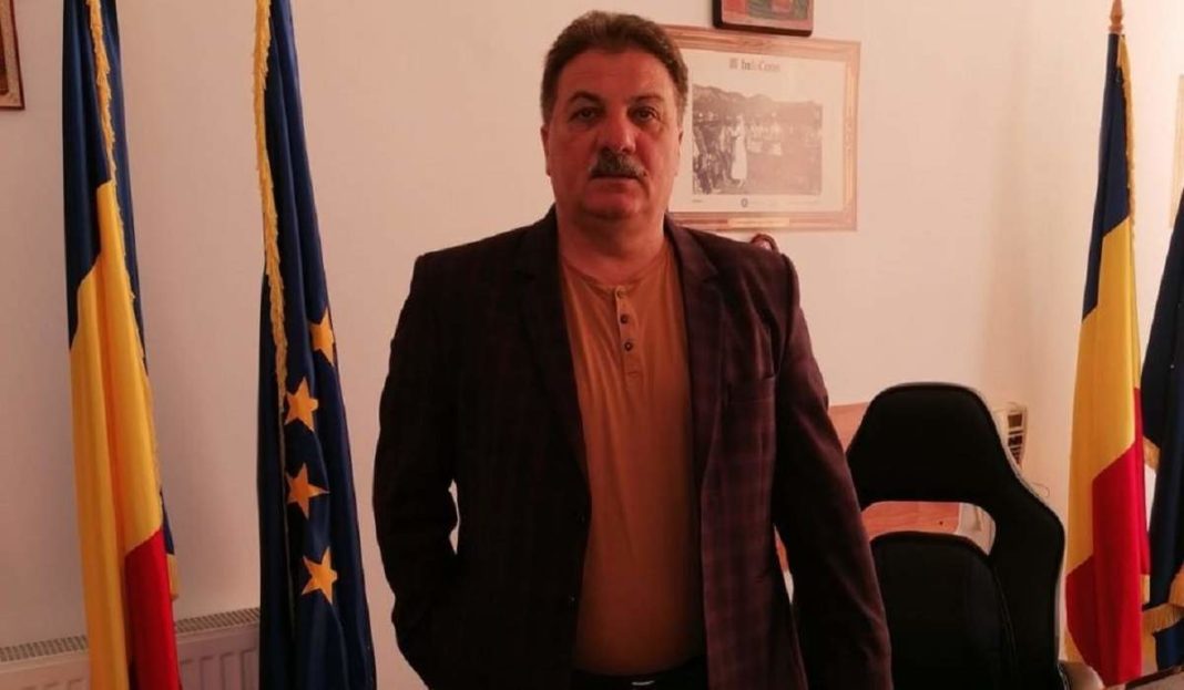 Primarul din Sadova a murit la câteva ore după ce fusese reales