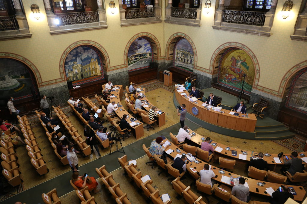 Fără salarii majorate în familia „Administraţie“ de la Craiova