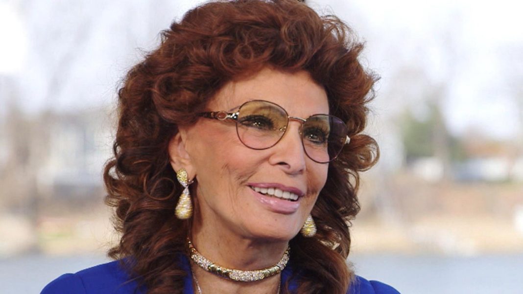 Sophia Loren revine după 11 ani de pauză, într-un film regizat de fiul ei