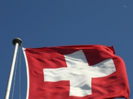 Elveţienii au respins propunerea care ar fi limitat libera circulaţie cu UE