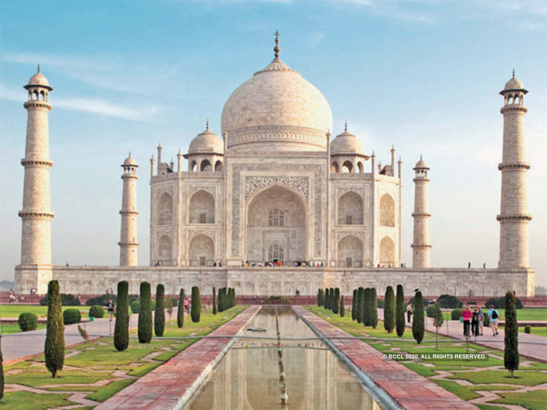 Taj Mahal se va redeschide după şase luni de pauză din cauza pandemiei