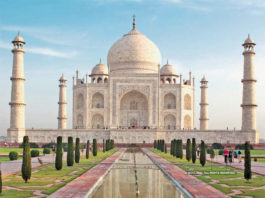 Taj Mahal se va redeschide după şase luni de pauză din cauza pandemiei