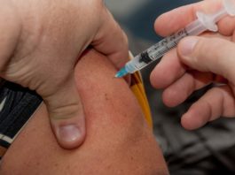 România, printre ţările din UE codaşe la vaccinarea vârstnicilor împotriva gripei