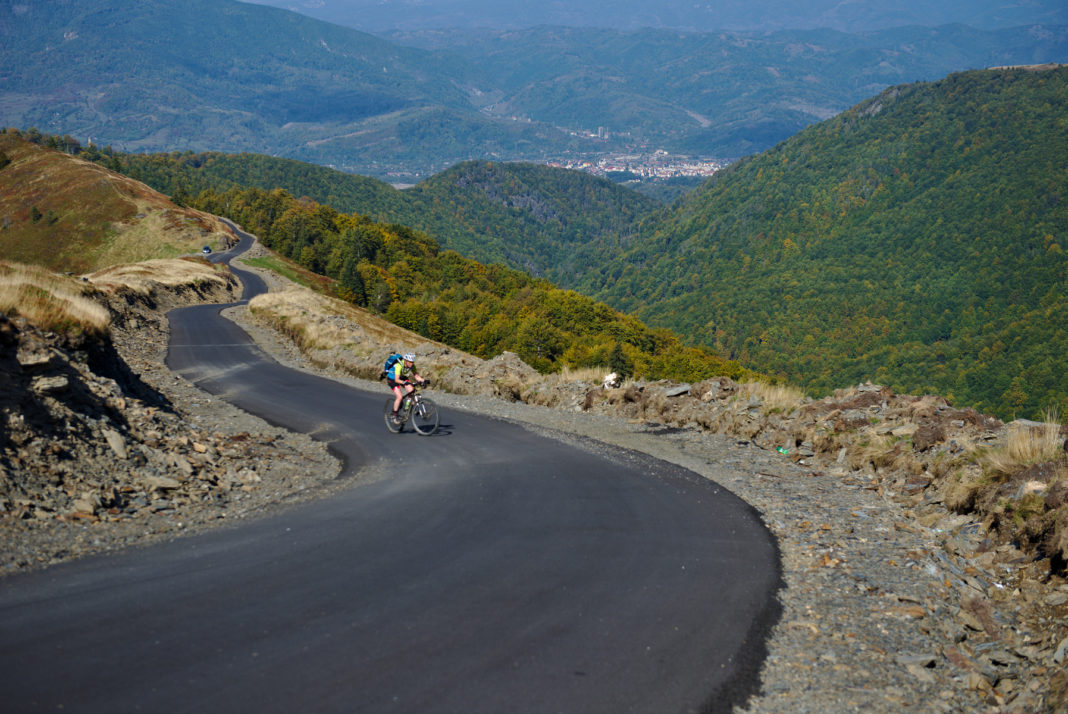 Şapte trasee de munte superbe din România