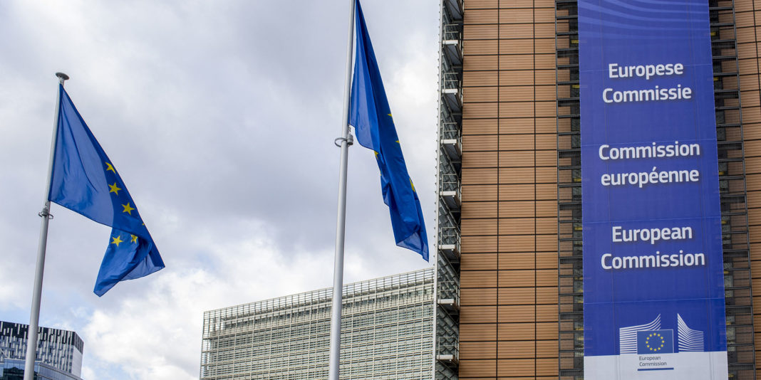 Comisia Europeană vrea salarii minime adecvate în toate statele membre UE