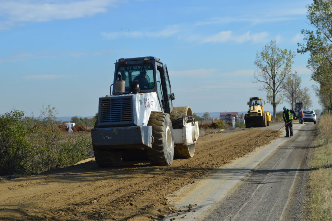 Valoarea lucrărilor de modernizare a tronsonului I al DJ 552 Craiova – Cetate a scăzut cu aproape 3,2 milioane de lei