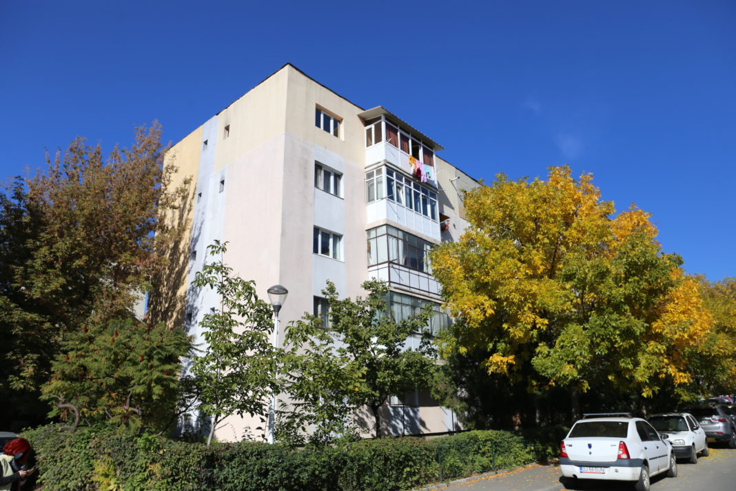 Blocul E17, Rovine Blocul E17, Rovine