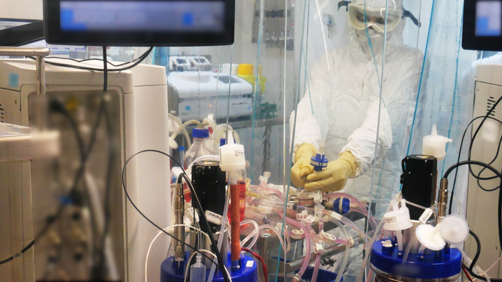 Israel: Pe 1 noiembrie încep testele clinice ale unui vaccin anti-COVID