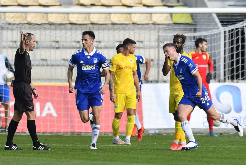 Liga 2 / FCU s-a impus la limită la Ploieşti. Petrolul a ratat un penalti!