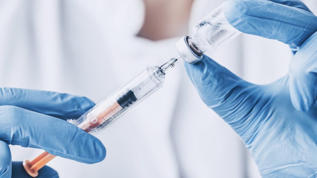 Încă 930.000 doze de vaccin gripal vor ajunge la direcțiile de sănătate publică și mai apoi în cabinetele medicilor de familie