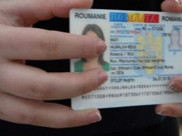 13 persoane, arestate în Spania pentru posesia unor documente de identitate românești false