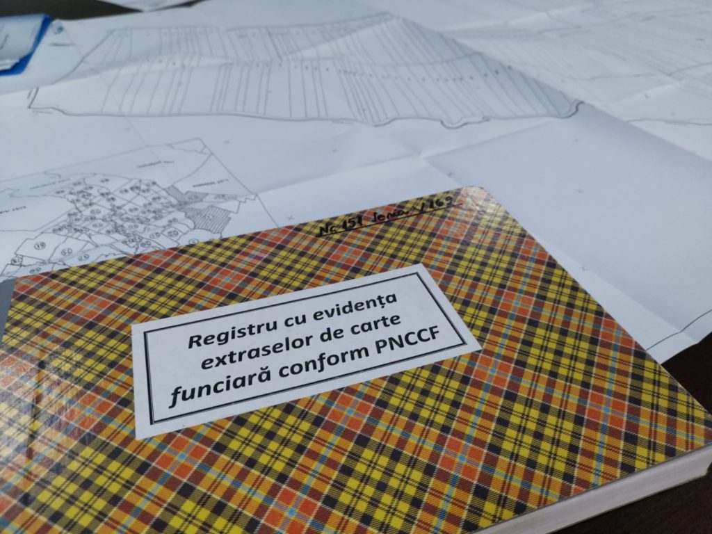 Peste 10.500 de cărți funciare vor fi eliberate gratuit în Dolj