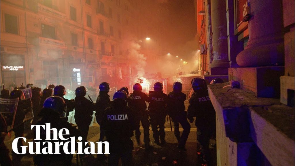 VIDEO. Polițiști răniți în urma protestelor anti-restricții ale neofasciștilor italieni
