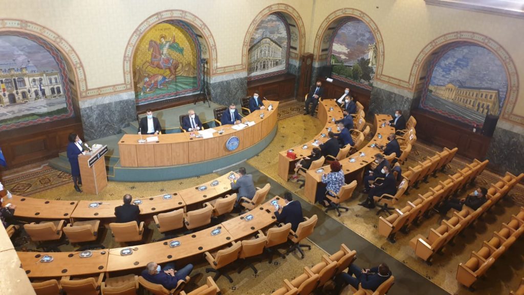 Majoritatea de dreapta din CL Craiova a luat inițiativa de definitivare a conducerii orașului, convocând ședința de definitivare a consiliului local, învestire a primarului ales, votare a viceprimarilor și organizare a comisiilor de specialitate.