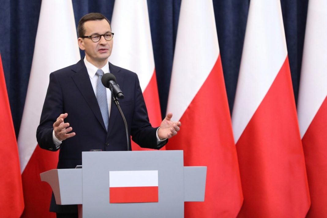 Premierul polonez, în carantină după ce a intrat în contact cu o persoană infectată