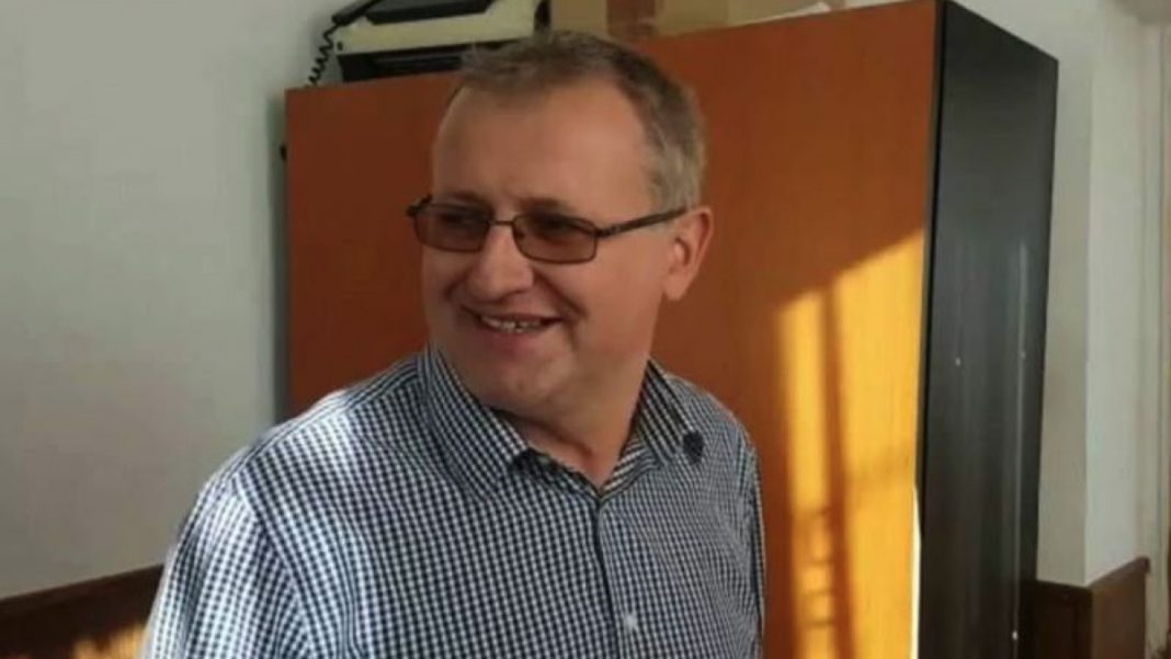 Bogdan Davidescu, primarul ales din Şotrile, condamnat la închisoare cu suspendare pentru pornografie infantilă a fost invalidat