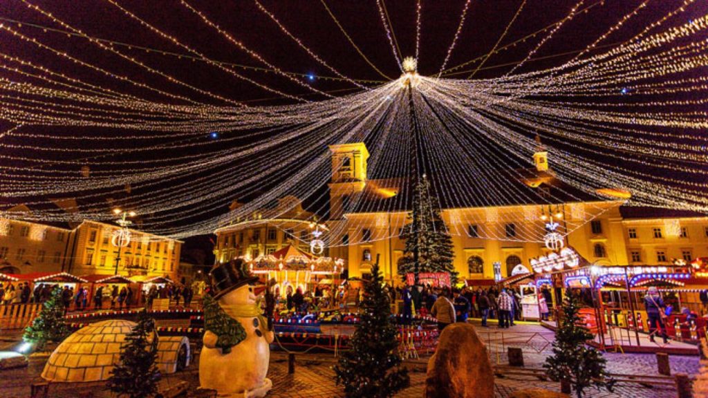 Craiova: Restricții de circulație pentru lucrările de amplasare a ornamentelor de Crăciun