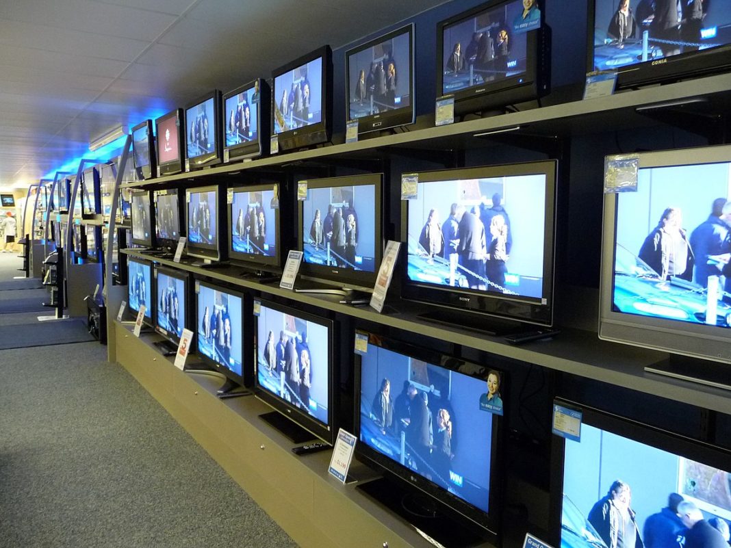 Vânzările de televizoare au atins un record pe plan mondial, trimestrul trecut