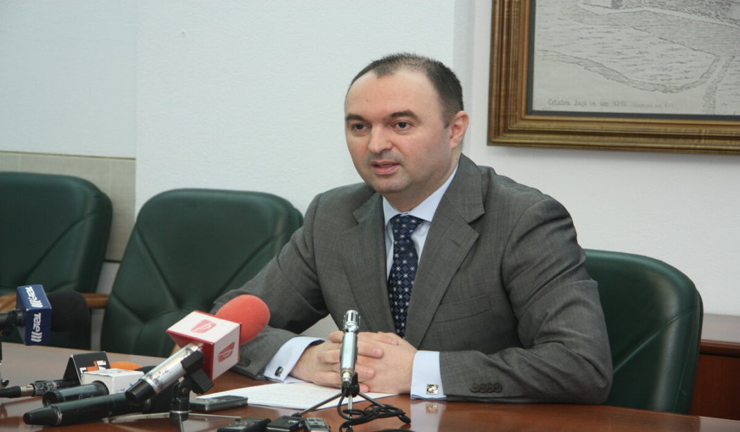 Cristian Adomniţei, fost ministru al Educației și fost şef al CJ Iaşi, condamnat la închisoare cu executare pentru corupţie