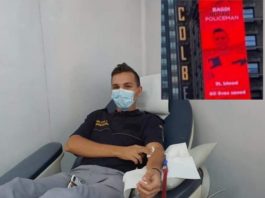 Tânăr polițist român, dat exemplu într-o campanie de donare de sânge în SUA