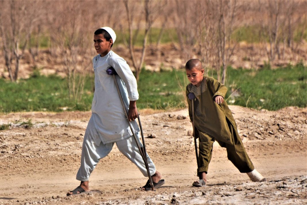Peste 26.000 de copii au fost uciși sau răniți în Afganistan în timpul conflictelor din ultimii 15 ani