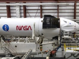 Capsula Crew Dragon și racheta Falcon 9. Sursa foto: SpaceX Twitter
