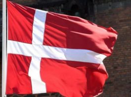 Parlamentul danez a anunţat marţi că şi-a suspendat procedurile de vot după ce mai mulți parlamentari au fost testați pozitiv la COVID-19