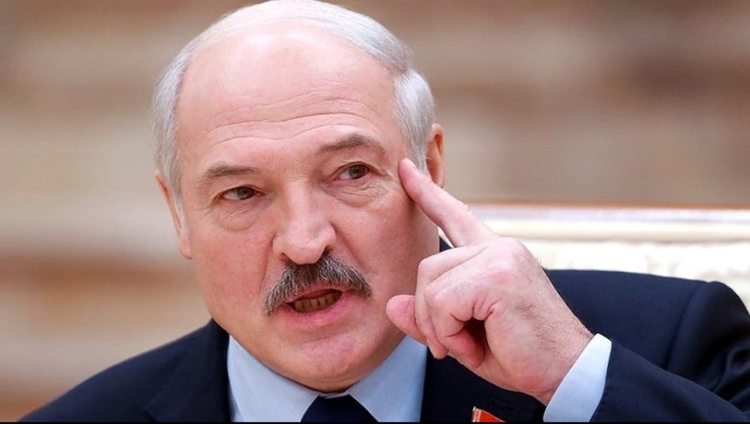Preşedintele belarus Aleksandr Lukaşenko a declarat vineri că va renunţa la postul său după ce noua Constituţie va fi adoptată