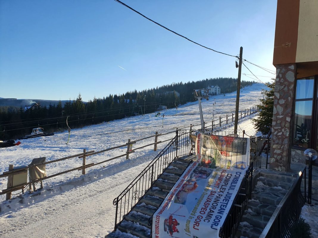 Fasole la ceaun și sarmale la Rânca în aer liber în minivacanța de Ziua Națională