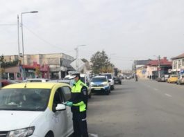 Polițiștii Serviciului Rutier Olt au aplicat 700 de sancțiuni contravenționale pentru încălcarea normelor de circulație pe drumurile publice