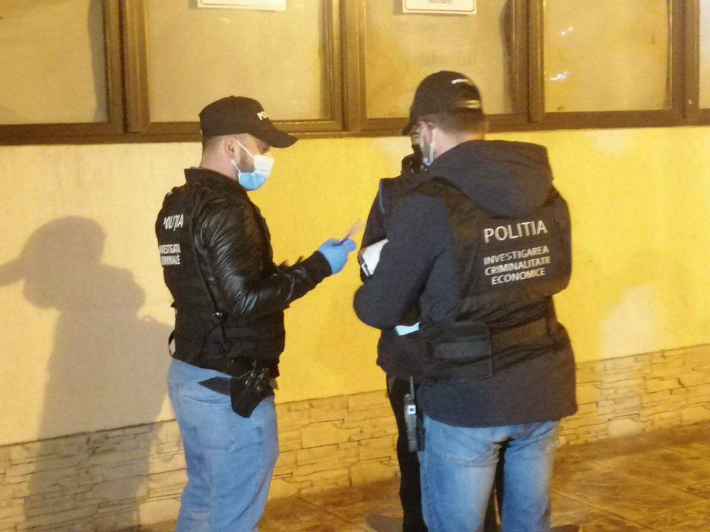 Peste 4.000 de persoane sancționate pentru lipsa măștii de protecție