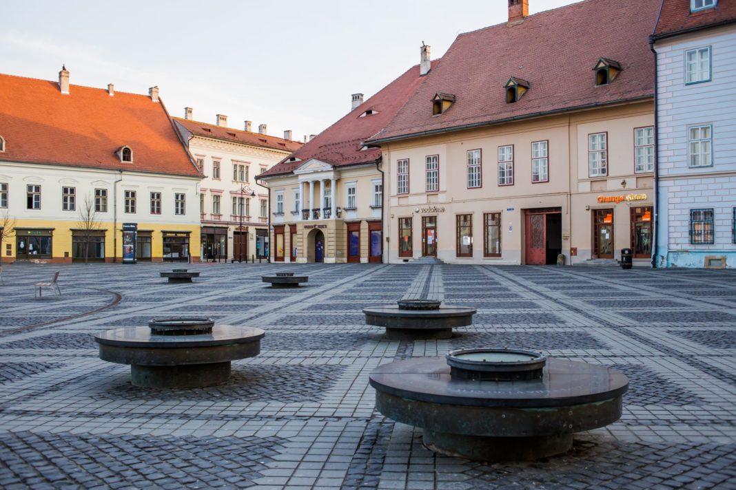 Sibiu: Subprefectul – demis, prefectul – în izolare, municipiul ar putra intra în carantină