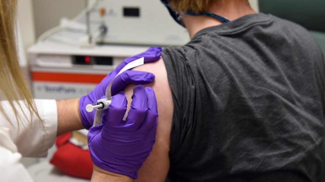 Vaccinul anti-Covid-19 al Pfizer şi Biontech oferă ”90% protecţie”