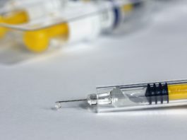 Vaccinarea împotriva virusului SARS-CoV-2 poate începe pentru ţările Uniunii Europene în primul trimestru al anului viitor