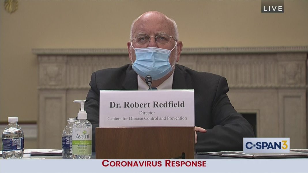 Un milion de americani au fost vaccinați anti-COVID-19, a anunţat Robert Redfield