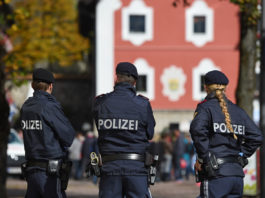 Poliţia austriacă a arestat încă doi suspecţi în ancheta privind atacurile comise la Viena în noiembrie