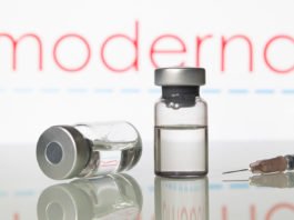 Compania Moderna a început pregătirile pentru distribuirea vaccinului său pentru Covid-19