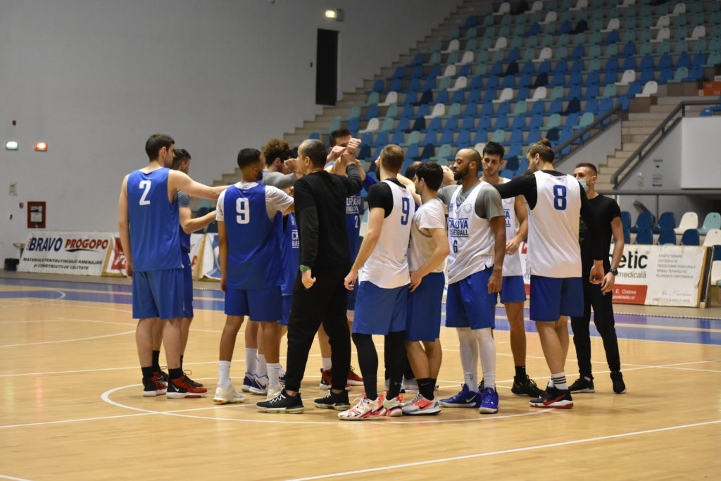 Start excelent și în campionat pentru SCMU Craiova. Victorie grea cu Pitești