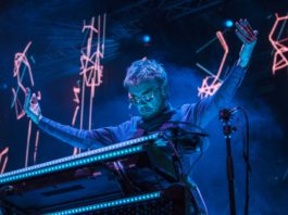 Parisul va sărbători Anul Nou cu un concert virtual de muzică electronică al lui Jean-Michel Jarre