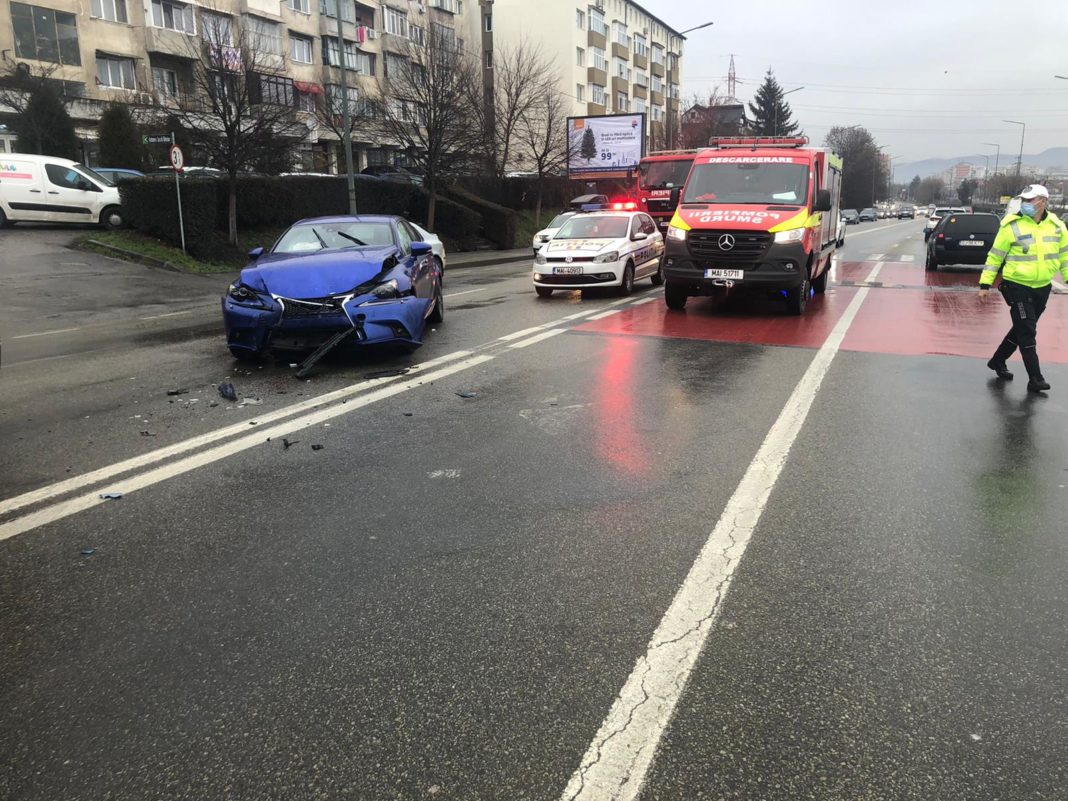 Accident în Râmnicu Vâlcea, pe strada Calea lui Traian