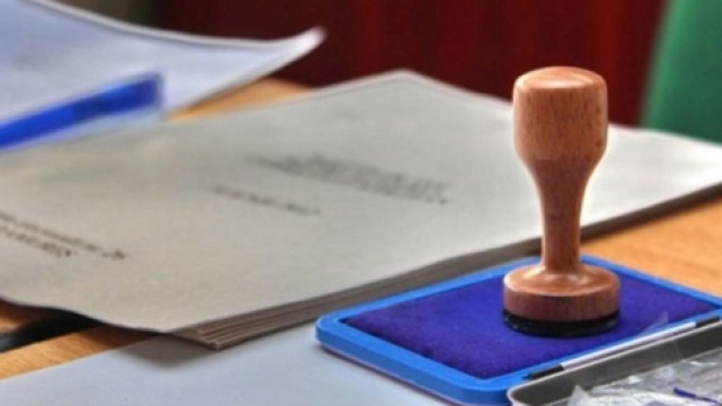 Dosar penal după ce un bărbat a votat, deși și-a pierdut cetățenia română de 25 de ani