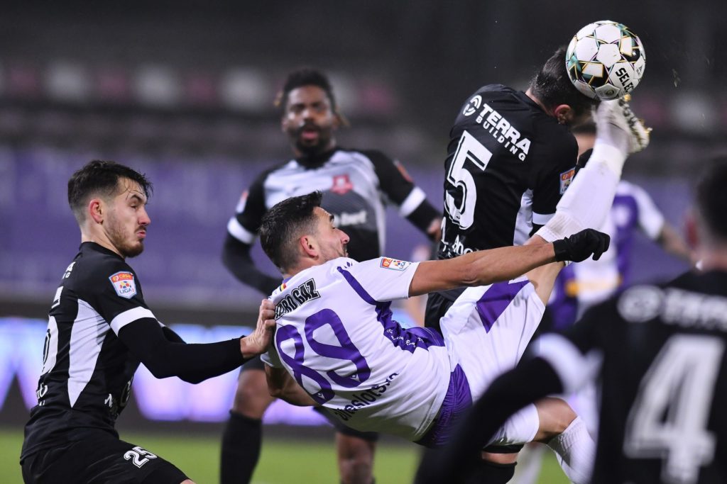 „Remontada“ piteșteană. FC Argeș a scos un punct nesperat cu Hermannstadt