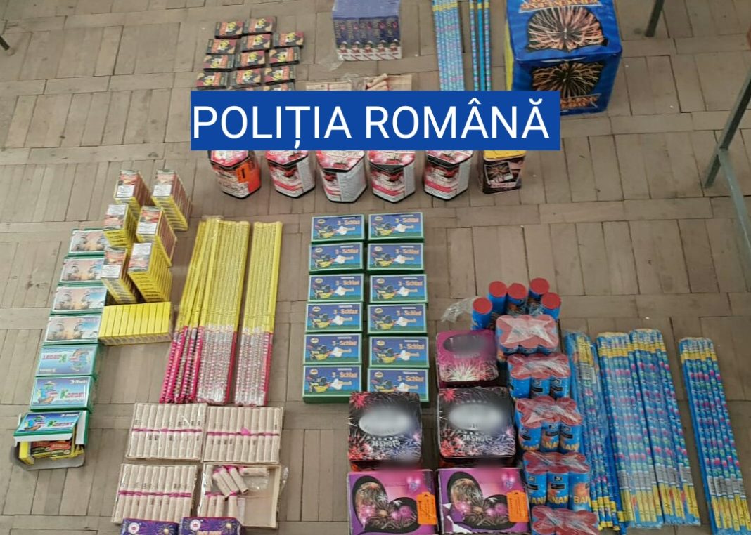 Polițiștii au efectuat șapte percheziții în Drăgănești-Olt la persoane bănuite de operațiuni cu articole pirotehnice, fără drept