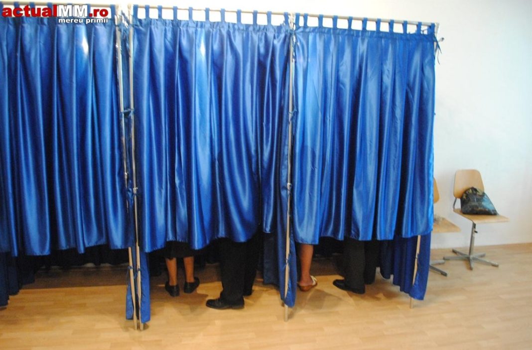 Parlamentare 2020/ Dolj: Bărbat, amendat după ce și-a fotografiat în cabină buletinul de vot