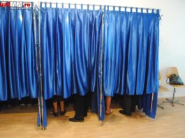 Parlamentare 2020/ Dolj: Bărbat, amendat după ce și-a fotografiat în cabină buletinul de vot