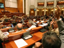 La 23 iunie, procurorul general a transmis Camerei Deputaţilor referatul DNA pentru exercitarea prerogativei de a cere urmărirea penală faţă de Adrian Chesnoiu