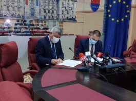 Președintele CJ Dolj, Cosmin Vasile, și rectorul Universității din Craiova, prof. univ. dr. Cezar Spînu, au semnat un protocol de colaborare în vederea creării unui Parc IT&C la blocul S200