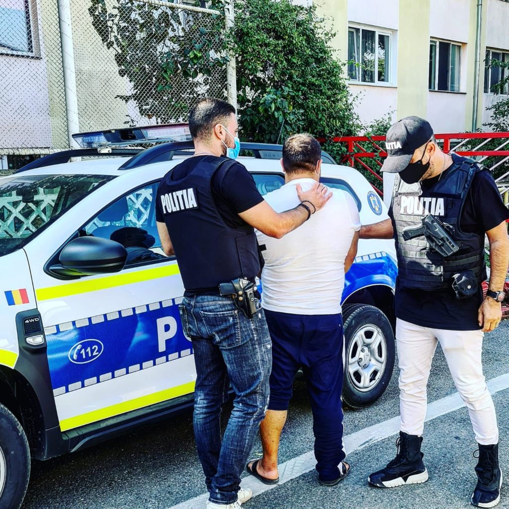 Craiovean acuzat de favorizarea infractorului, extrădat în SUA